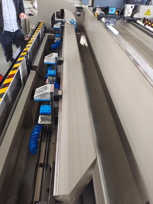 2500mm Automatic 3 Axis CNC copu router for aluminum window door and curtain wall