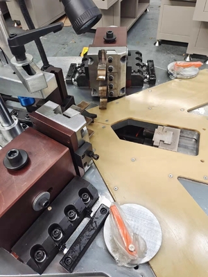 160 Corner Grouping Machine for Windows and Doors Synchronous Type