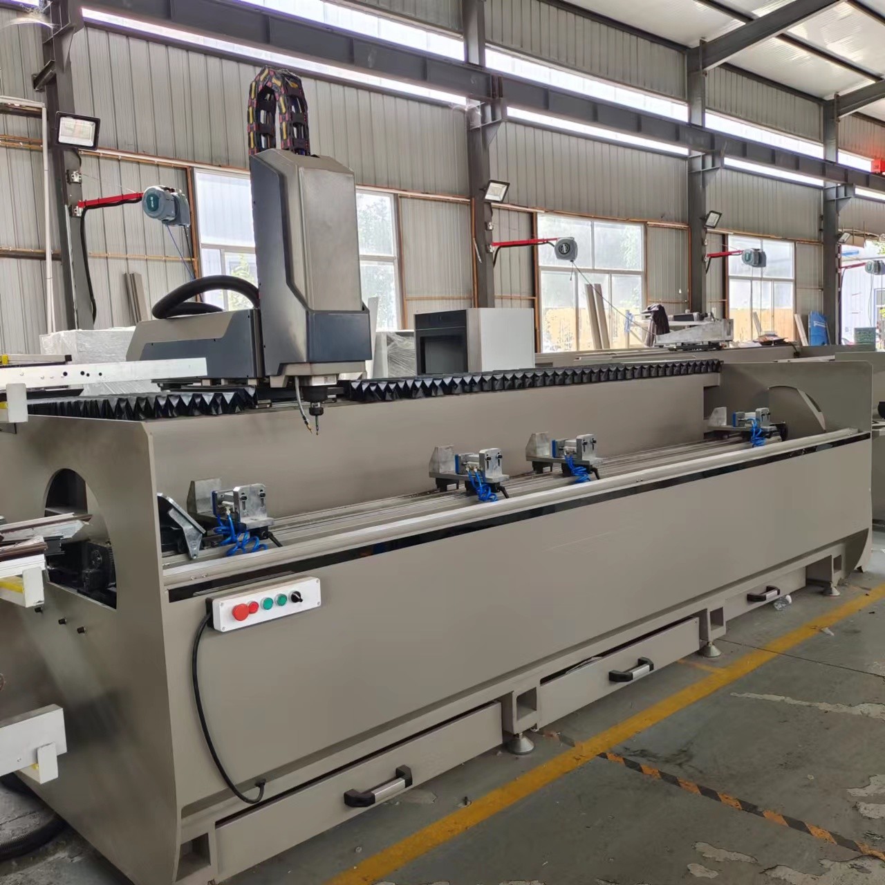 3 Axes CNC Copy Router Machine For Aluminium And UPVC Window Door And ...